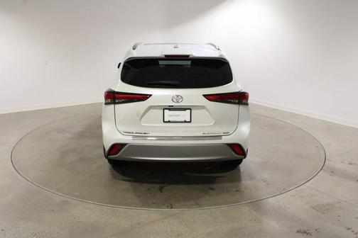 2020 Toyota Highlander Platinum