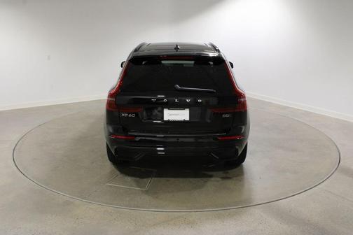 2026 Volvo XC60 B5 Core