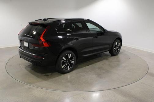 2026 Volvo XC60 B5 Core