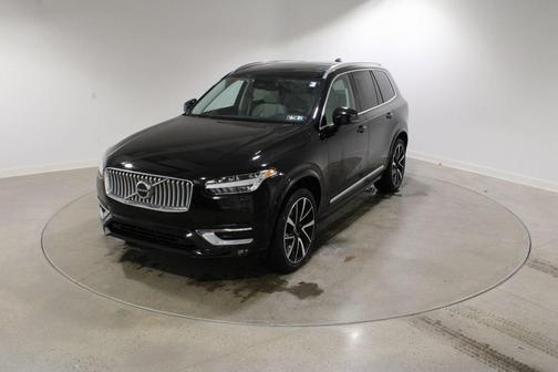2024 Volvo XC90 B6 Plus Bright Theme 7-Seater