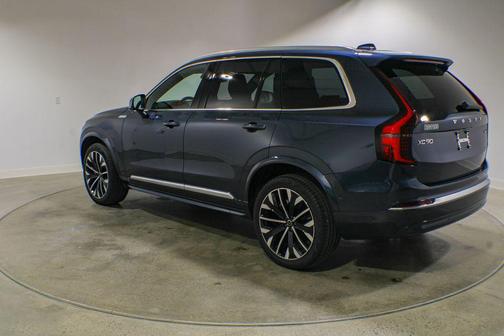 Denim Blue Metallic 2026 Volvo XC90 Plus, B6 AWD Gas (mild hybrid), Gasoline, Bright, 7 Seats