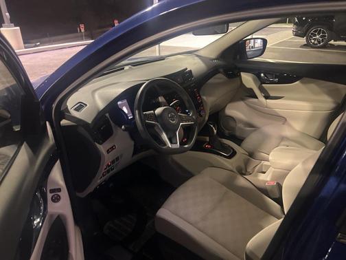 2019 Nissan Rogue Sport SV