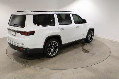 2022 Jeep Wagoneer Series III 4x4