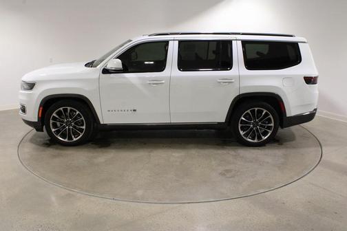 2022 Jeep Wagoneer Series III 4x4