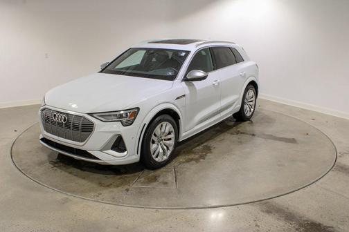 2022 Audi e-tron S Premium Plus