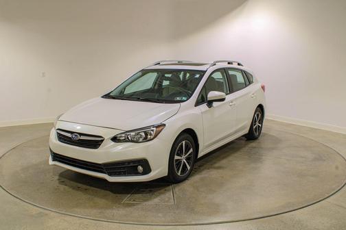 Crystal White Pearl 2020 Subaru Impreza Premium 5-Door