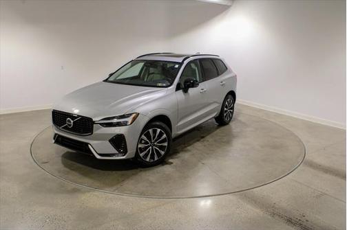 2025 Volvo XC60 B5 Core
