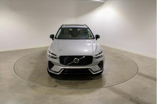 2025 Volvo XC60 B5 Core