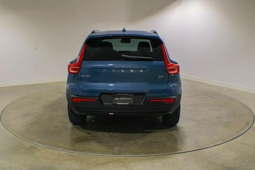 Fjord Blue Metallic 2023 Volvo XC40 B5 Plus Dark Theme