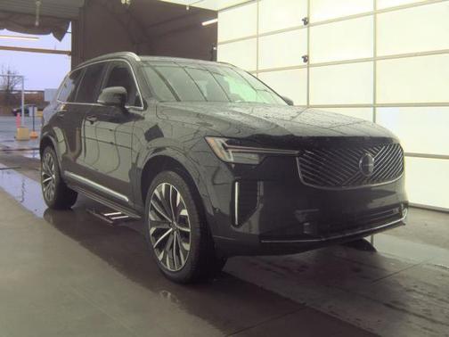 Onyx Black Metallic 2025 Volvo XC90 B6 Plus 7-Seater
