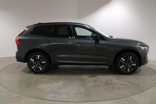 Forest Lake 2026 Volvo XC60 B5 Core