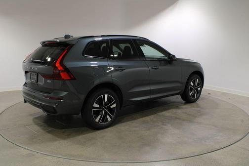 Forest Lake 2026 Volvo XC60 B5 Core