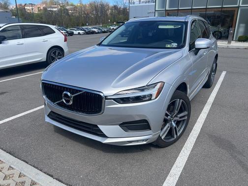 2021 Volvo XC60 T5 Momentum