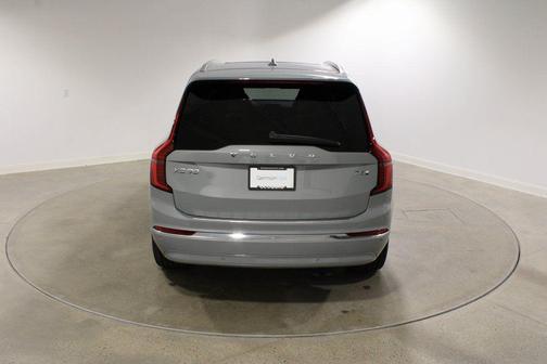 2026 Volvo XC90 Plug-In Hybrid T8 Plus 7-Seater
