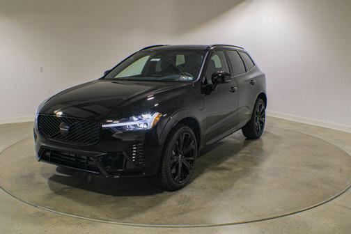 ONYX BLK MET 2026 Volvo XC60 Plug-In Hybrid Black Edition Ultra, T8 AWD Electric/Gasoline, Dark