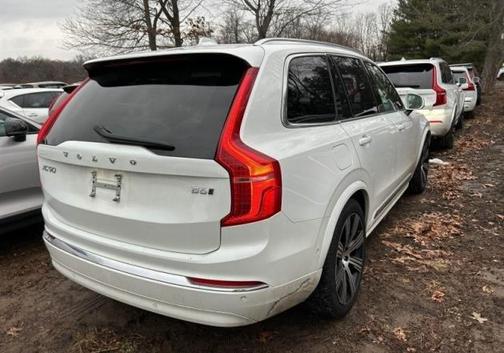 2024 Volvo XC90 B6 Ultimate Bright Theme 7-Seater
