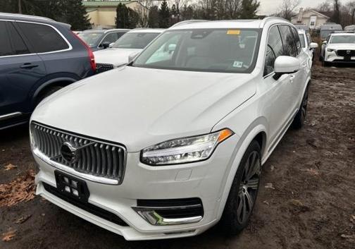 2024 Volvo XC90 B6 Ultimate Bright Theme 7-Seater