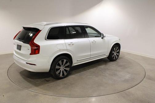 2024 Volvo XC90 B6 Ultimate Bright Theme 7-Seater