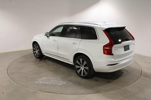 2024 Volvo XC90 B6 Ultimate Bright Theme 7-Seater
