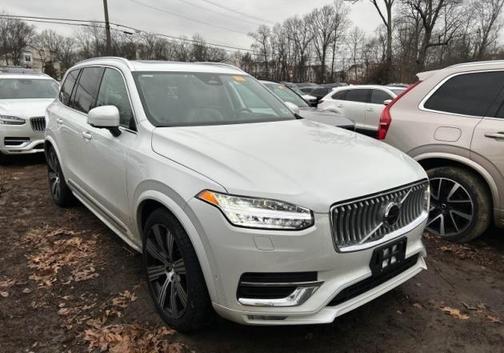 2024 Volvo XC90 B6 Ultimate Bright Theme 7-Seater