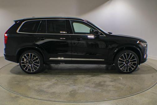 Onyx Black Metallic 2026 Volvo XC90 Ultra, B6 AWD Gas (mild hybrid), Gasoline, Bright, 7 Seats