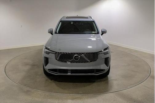 2025 Volvo XC90 Plug-In Hybrid T8 Plus 6-Seater