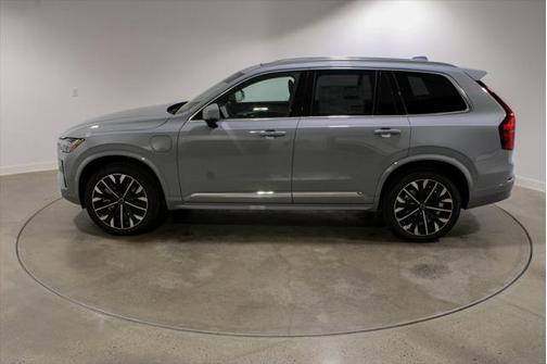 2025 Volvo XC90 Plug-In Hybrid T8 Plus 6-Seater