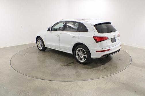 Ibis White 2015 Audi Q5 3.0T Premium Plus