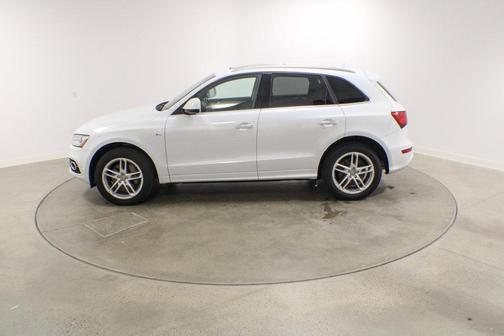 Ibis White 2015 Audi Q5 3.0T Premium Plus