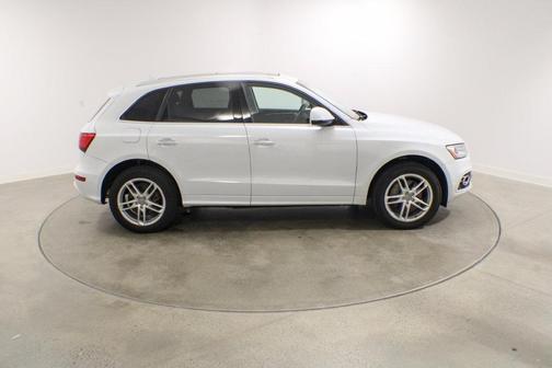 Ibis White 2015 Audi Q5 3.0T Premium Plus
