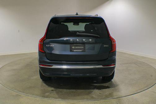 Denim Blue Metallic 2026 Volvo XC90 Plus, B6 AWD Gas (mild hybrid), Gasoline, Bright, 6 Seats