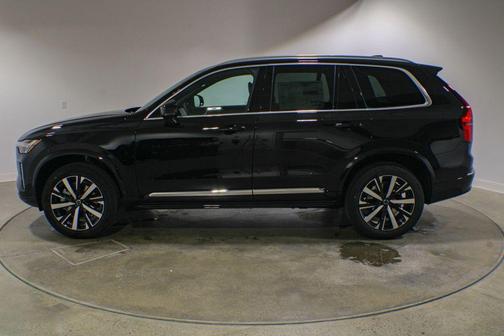 Onyx Black Metallic 2026 Volvo XC90 Plus, B5 AWD Gas (mild hybrid), Gasoline, Bright, 7 Seats