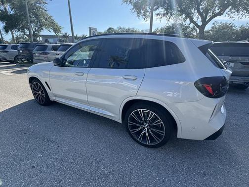 2024 BMW X3 M40i