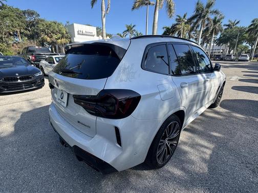 2024 BMW X3 M40i
