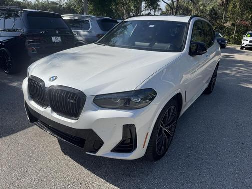 2024 BMW X3 M40i