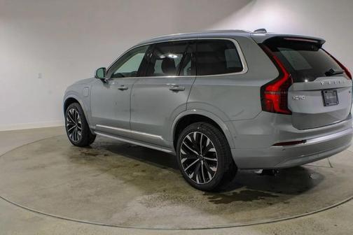 Vapour Grey Metallic 2026 Volvo XC90 Plug-In Hybrid Ultra, T8 AWD, Electric/Gasoline, Bright, 7 Seats