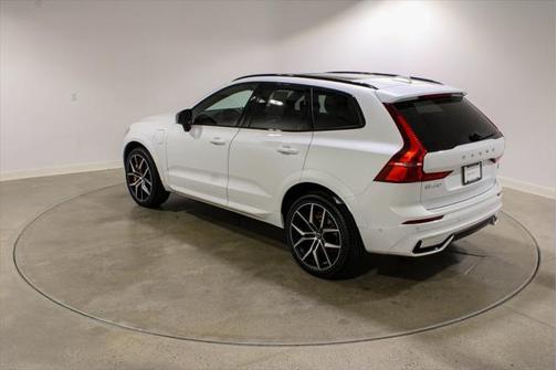2022 Volvo XC60 Recharge Plug-In Hybrid T8 Polestar