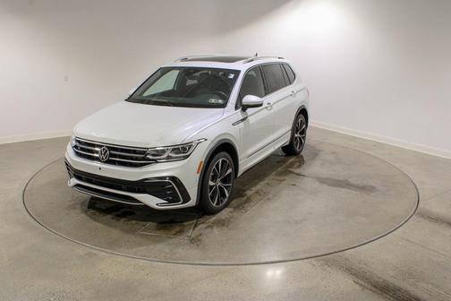2022 Volkswagen Tiguan 2.0T SEL R-Line 4MOTION
