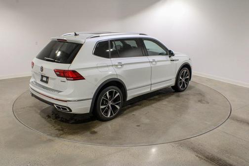 2022 Volkswagen Tiguan 2.0T SEL R-Line 4MOTION
