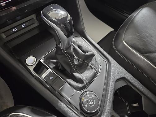 2022 Volkswagen Tiguan 2.0T SEL R-Line 4MOTION