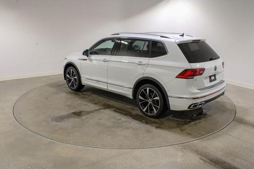 2022 Volkswagen Tiguan 2.0T SEL R-Line 4MOTION
