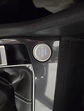 2022 Volkswagen Tiguan 2.0T SEL R-Line 4MOTION