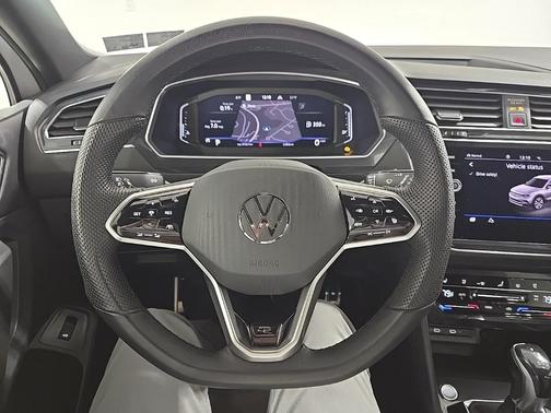 2022 Volkswagen Tiguan 2.0T SEL R-Line 4MOTION