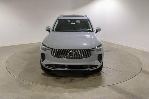 2026 Volvo XC90 Ultra, B6 AWD Gas (mild hybrid), Gasoline, Bright, 7 Seats