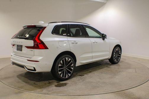 Crystal White Metallic 2026 Volvo XC60 Plug-In Hybrid Ultra, T8 AWD Electric/Gasoline, Dark