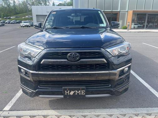Midnight Black Metallic 2019 Toyota 4Runner Limited