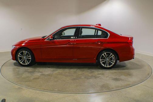 Melbourne Red Metallic 2018 BMW 330 xDrive