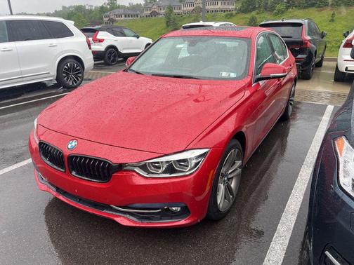 Melbourne Red Metallic 2018 BMW 330 i xDrive