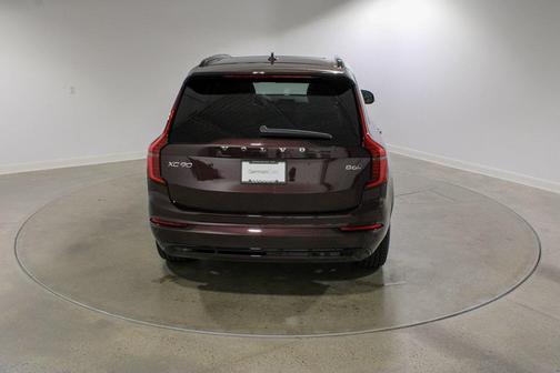 2026 Volvo XC90 B6 Ultra Dark Theme 7-Seater