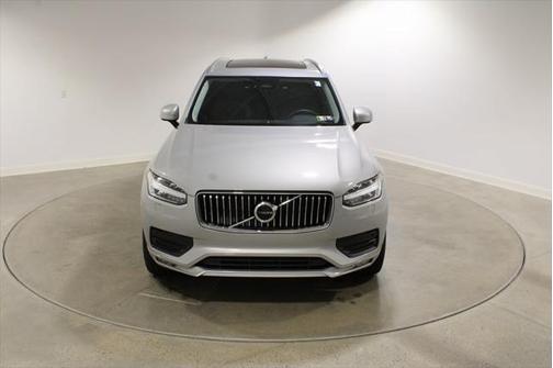 2023 Volvo XC90 B5 Core